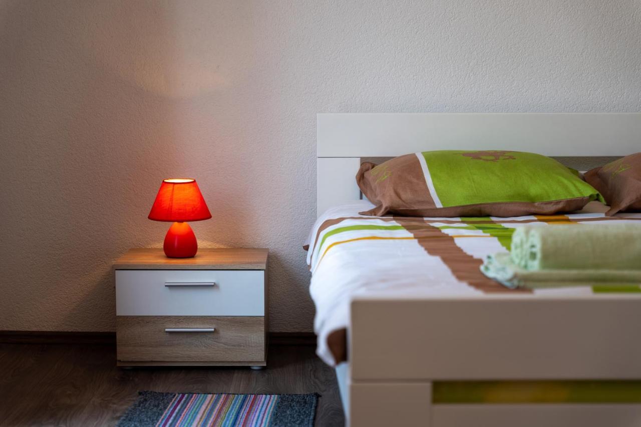 Apartments Oliva โปเรช ภายนอก รูปภาพ